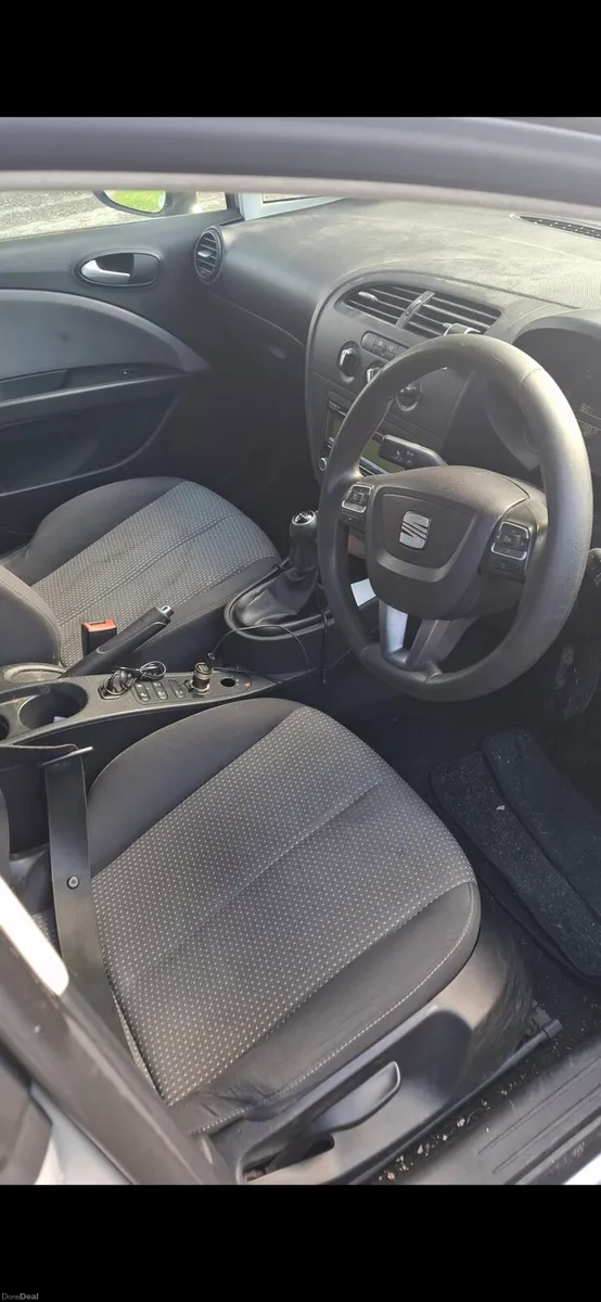 Seat Leon 2012 1.6TDI - Image 4