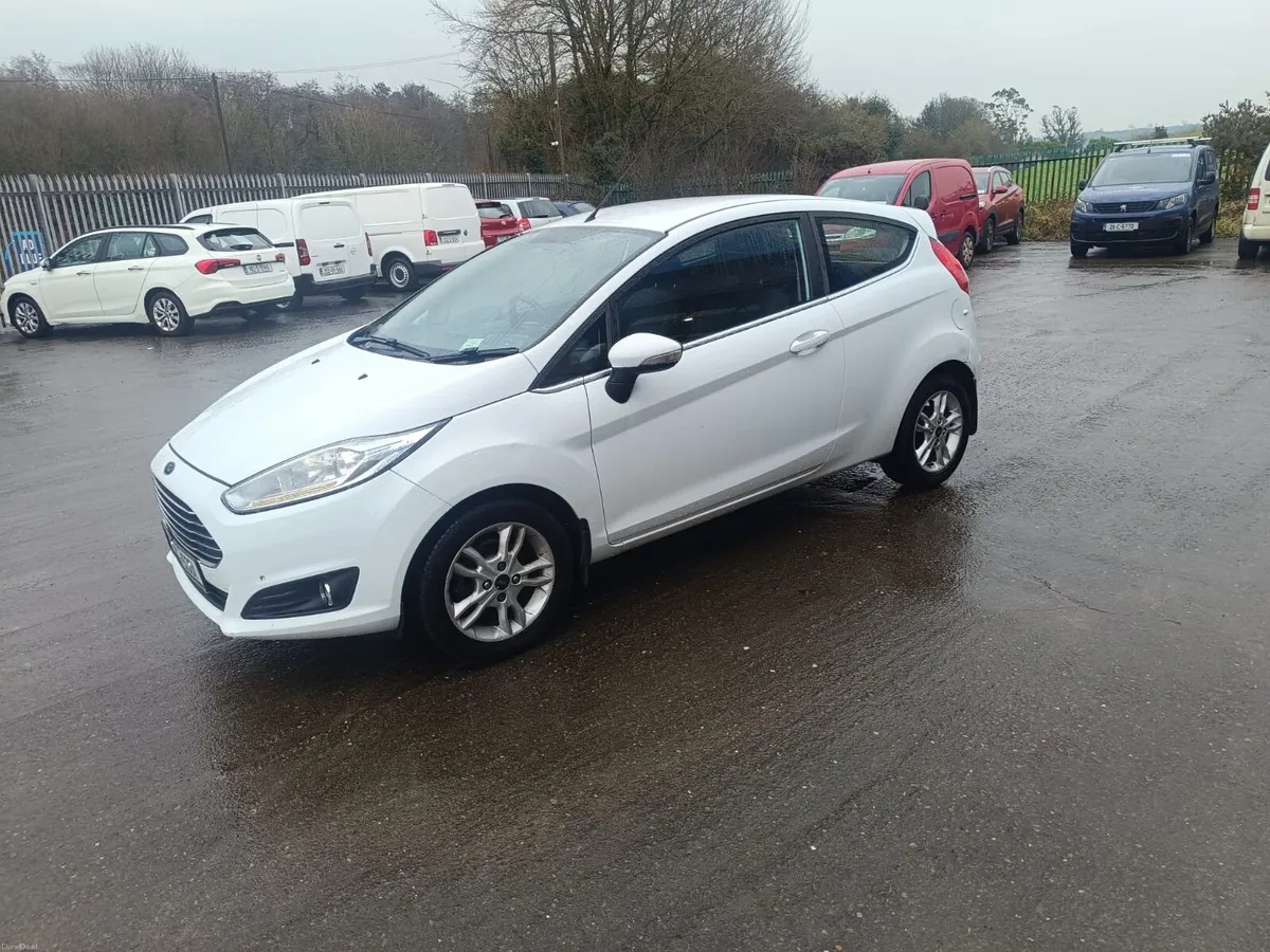 Ford fiesta - Image 2
