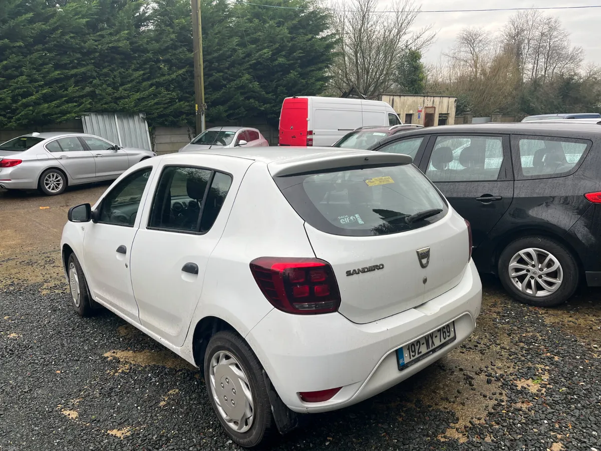 Dacia Sandero 2019 - Image 2