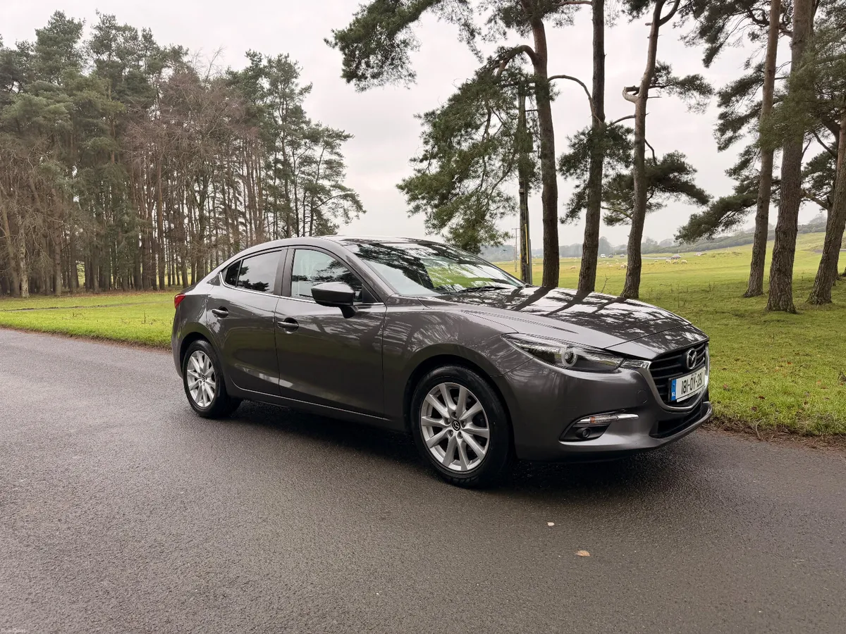 Mazda 3 1.5 Diesel 2018 - Image 1