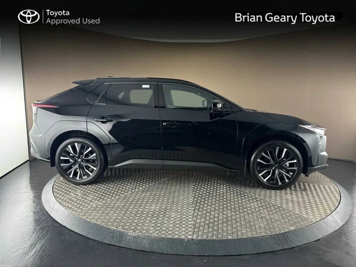 Toyota bZ4X Premier - Image 3