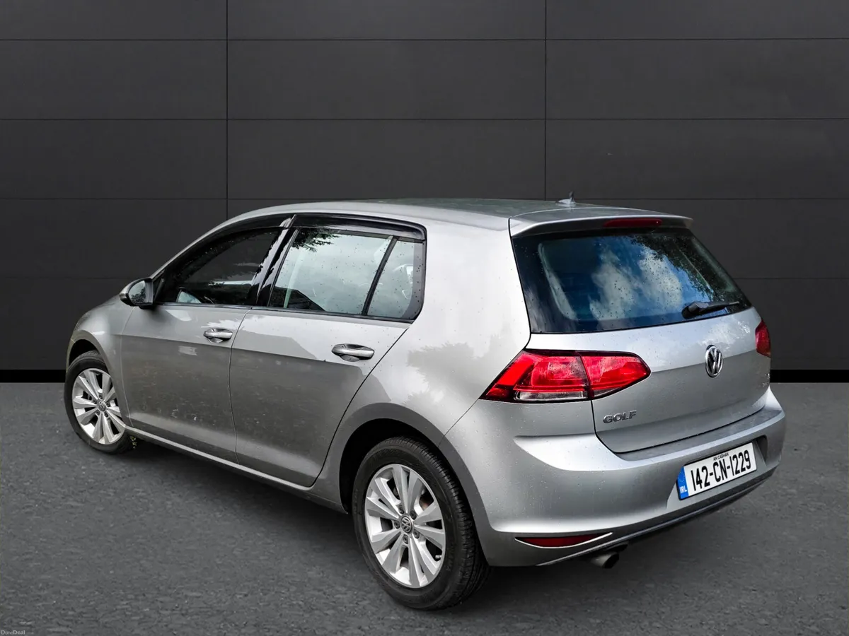 Volkswagen Golf 1.2 DSG  1 Year warranty a - Image 4
