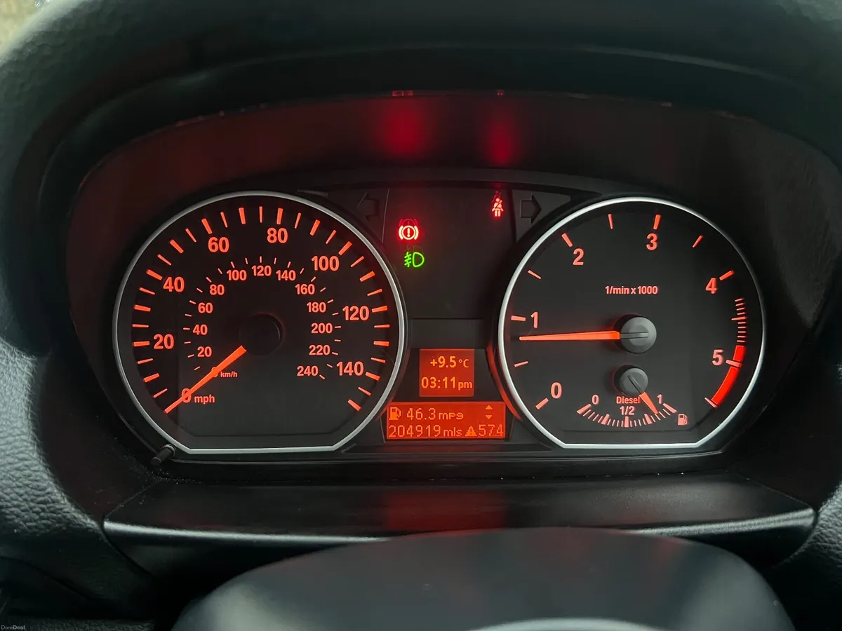 BMW 1-Series 2010 - Image 3