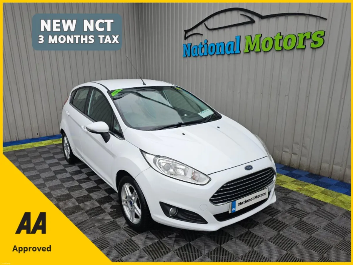 2014 Ford Fiesta 1.0 Petrol Zetec - Image 1