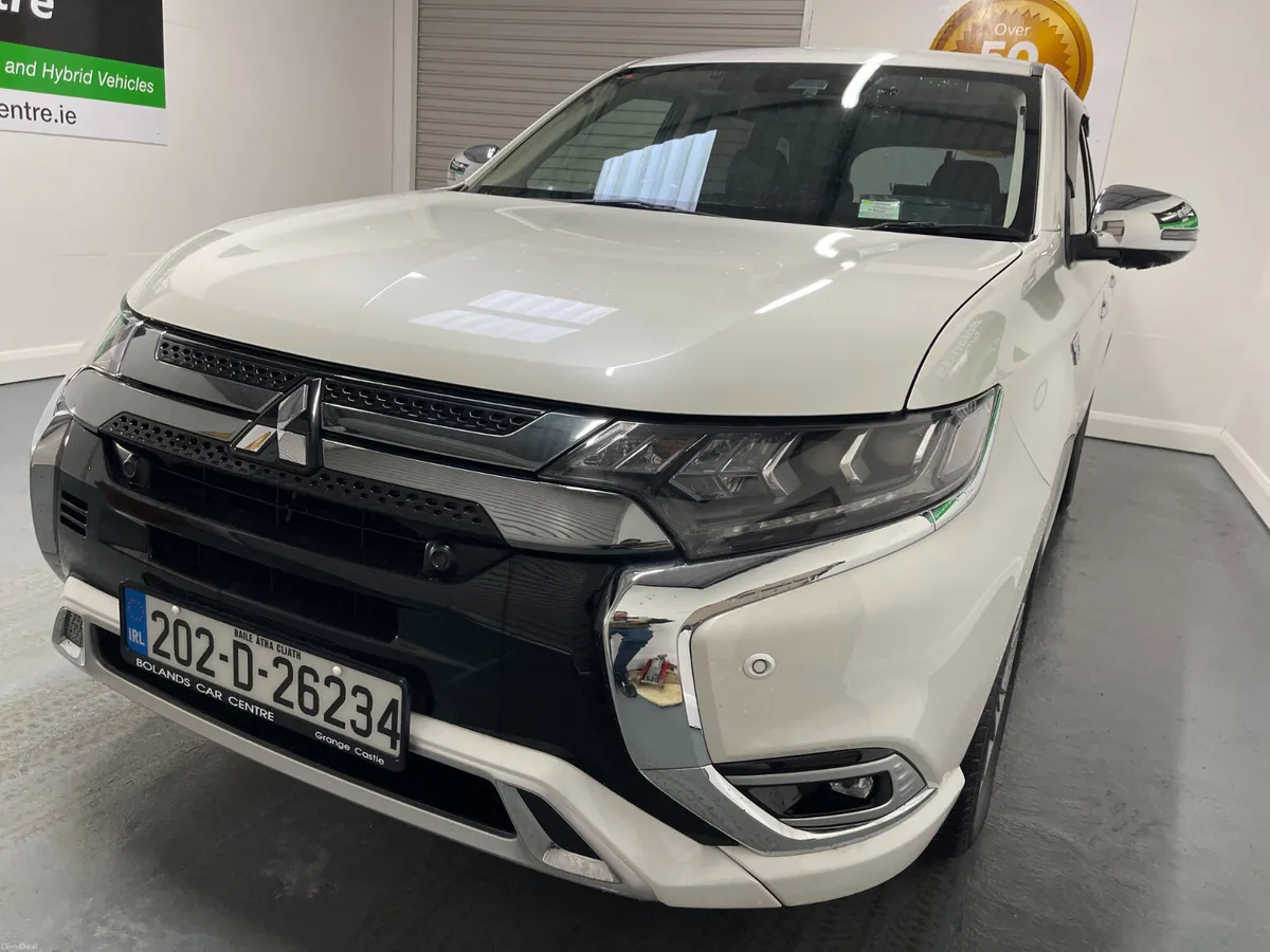 202 Mitsubishi Outlander Hybrid 2.4 Phev Automatic - Image 4