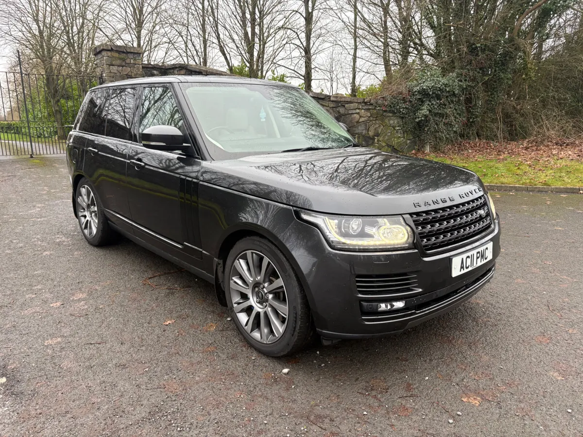 Range Rover 4.4 SD v8 .Like New .Only 58 k mls - Image 2