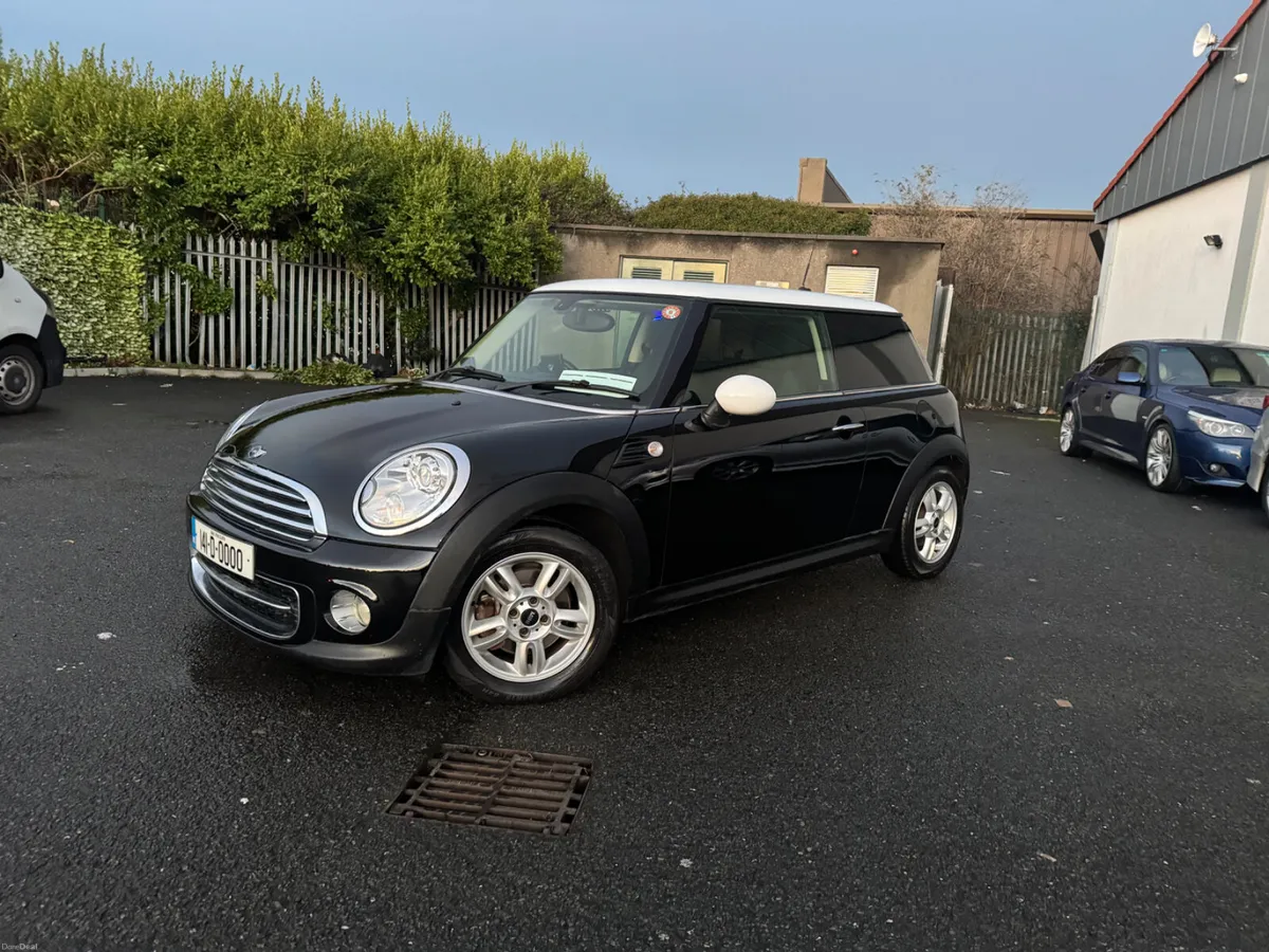 Mini Cooper 1.6 petrol Automatic - Image 2