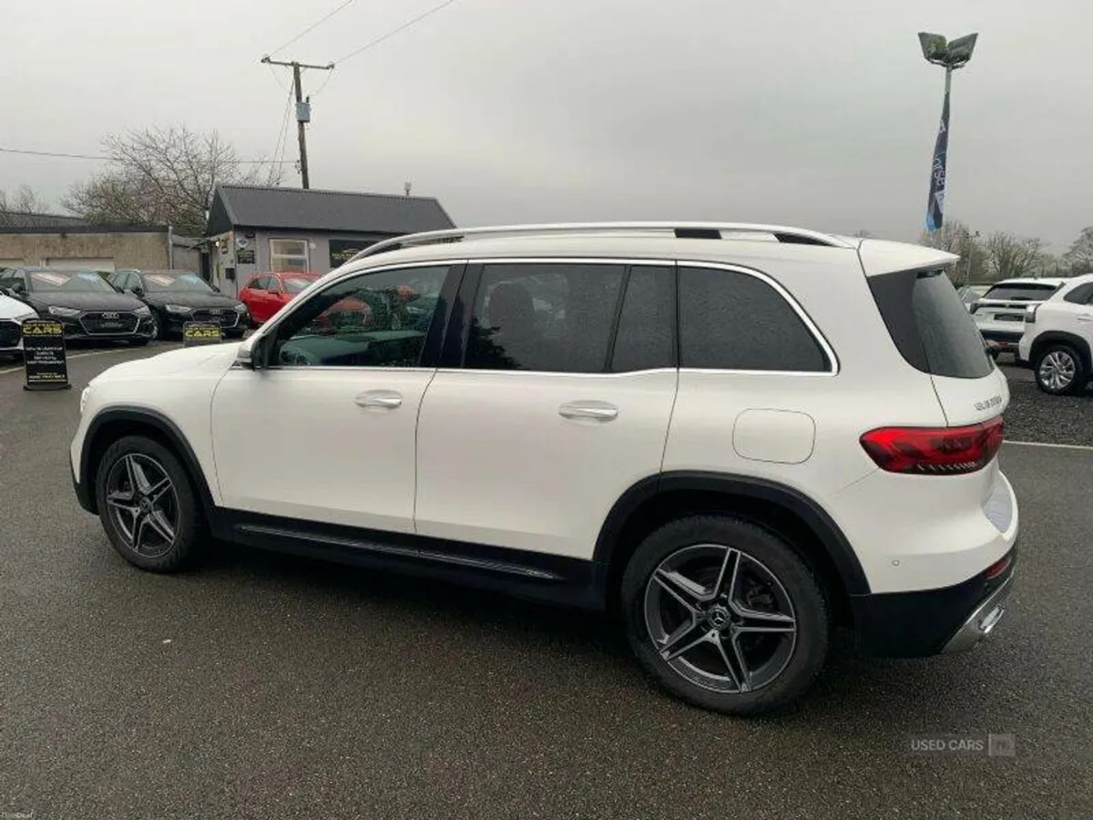 Mercedes-Benz GLB AMG Line Premium (7 seats) - Image 3