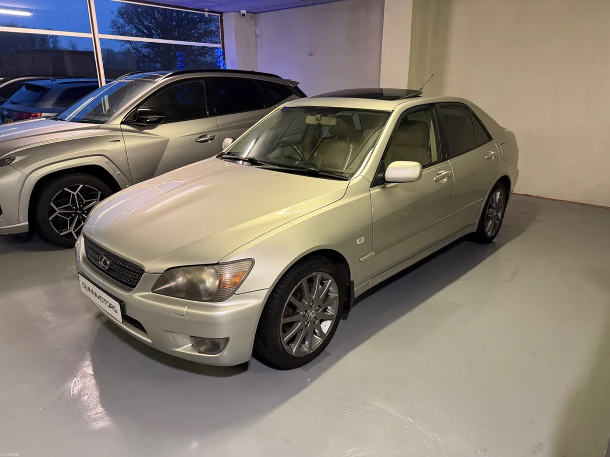 2005 LEXUS IS200  SPORT | LSD | SUNROOF | PRIVACY - Image 1