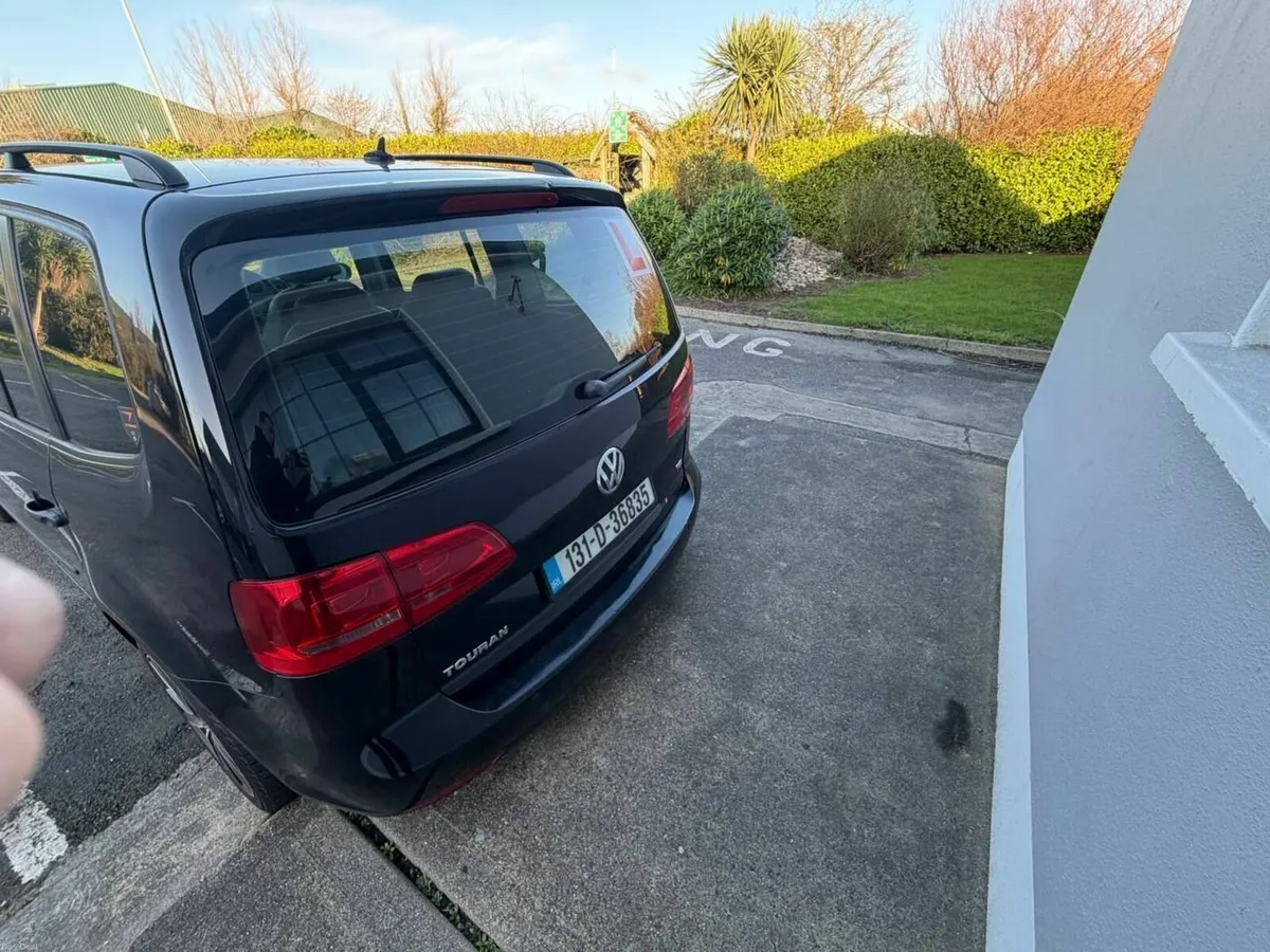 Volkswagen Touran 2013 NEW NCT !!! - Image 4