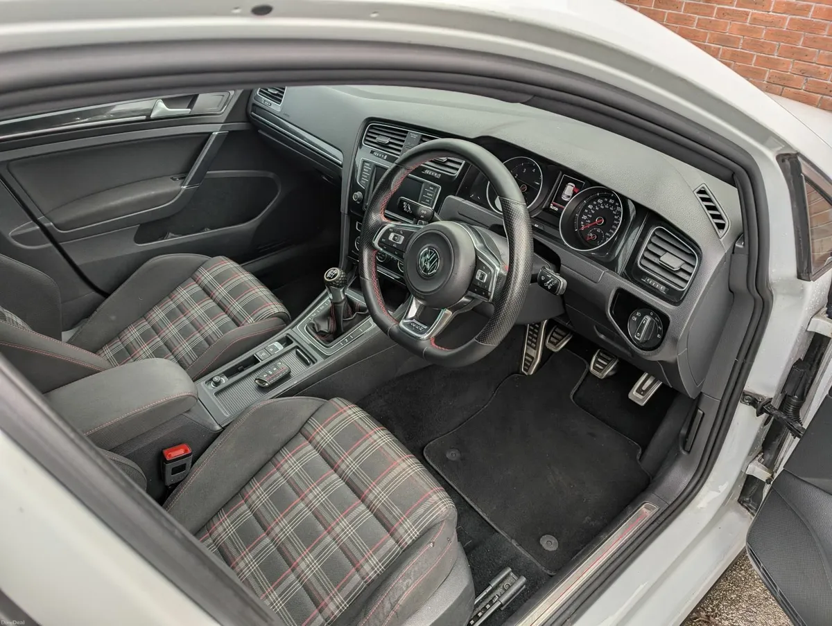 MK7 Golf GTI Manual Performance Pack FSH - Image 3