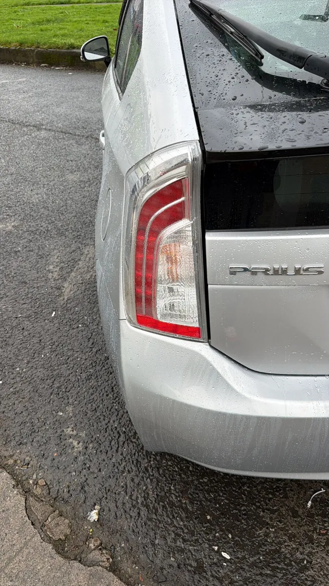 Toyota Prius 2013 1.8 L Petrol Hybrid - Image 6