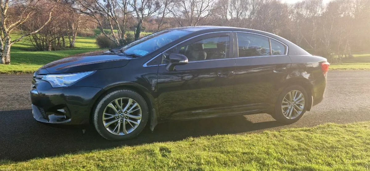 Toyota Avensis Luna - Image 3