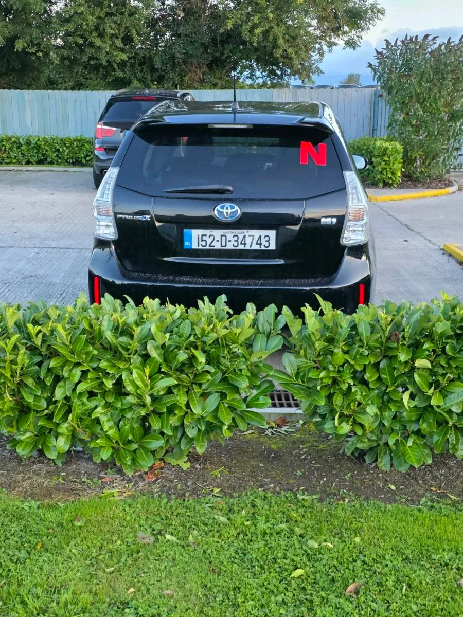 Toyota prius 7 seater - Image 4