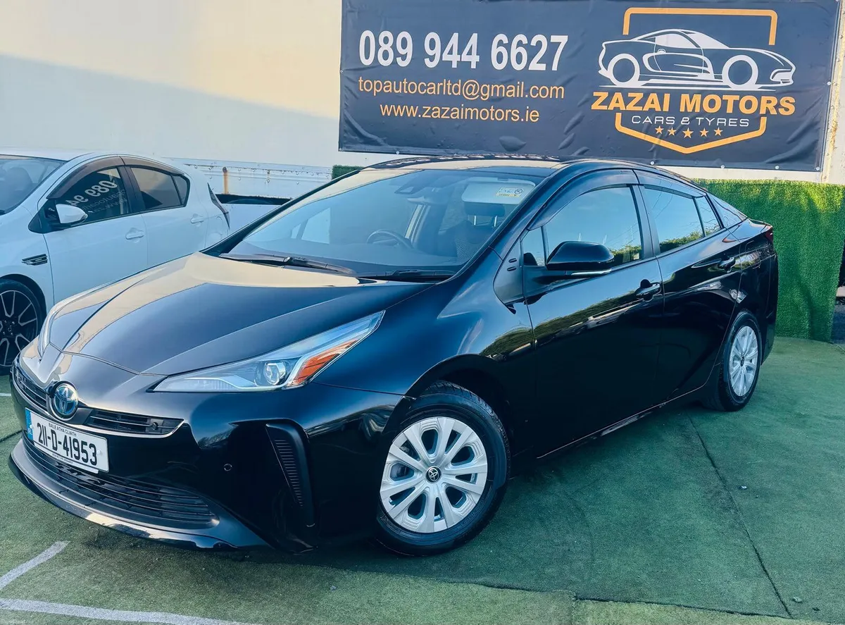 Toyota prius - Image 4