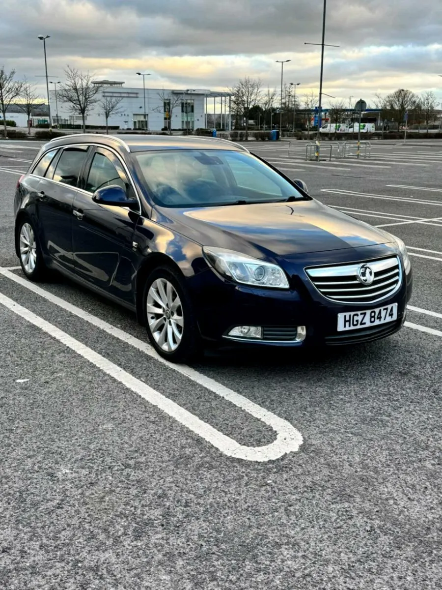 Vauxhall Insignia - Image 1