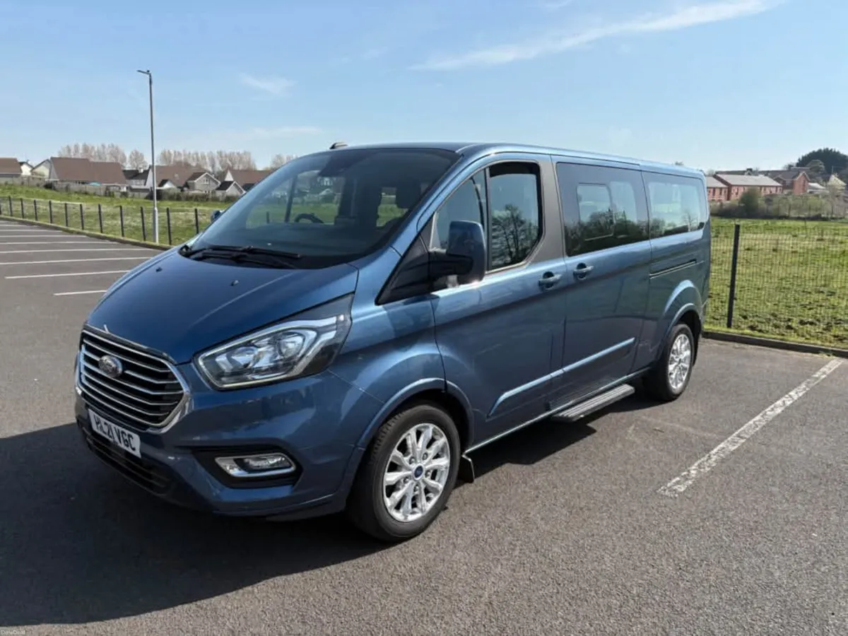 2021 Ford Tourneo Limited *9 Seats* - Image 3