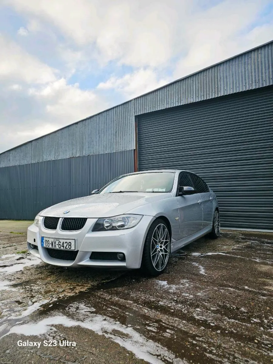 Bmw 320d auto low km - Image 1