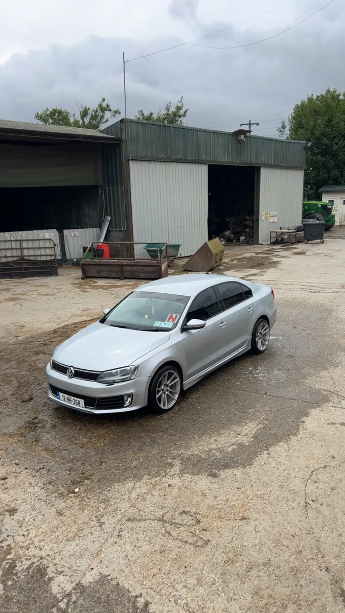 Volkswagen Jetta mk6 - Image 4