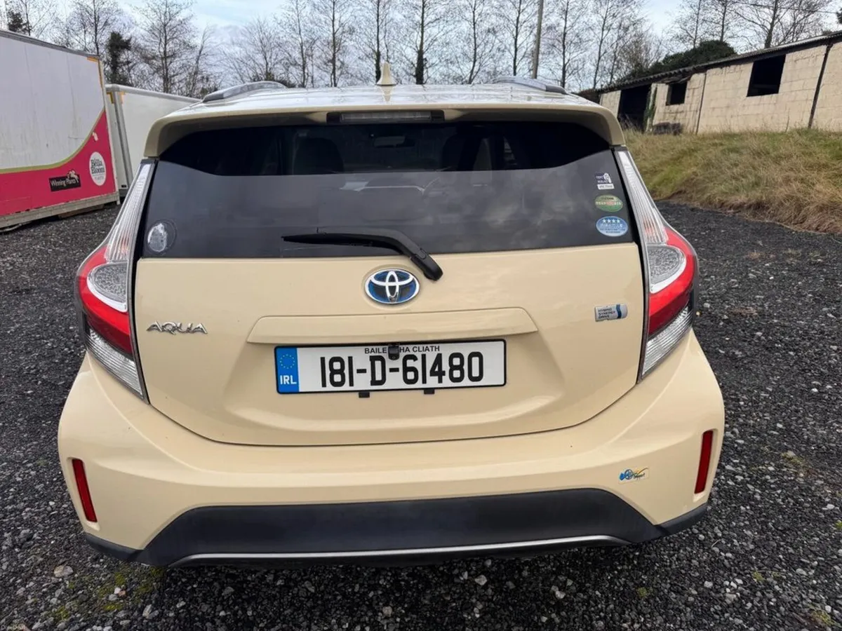 Toyota Aqua Cross 2018 - Image 3