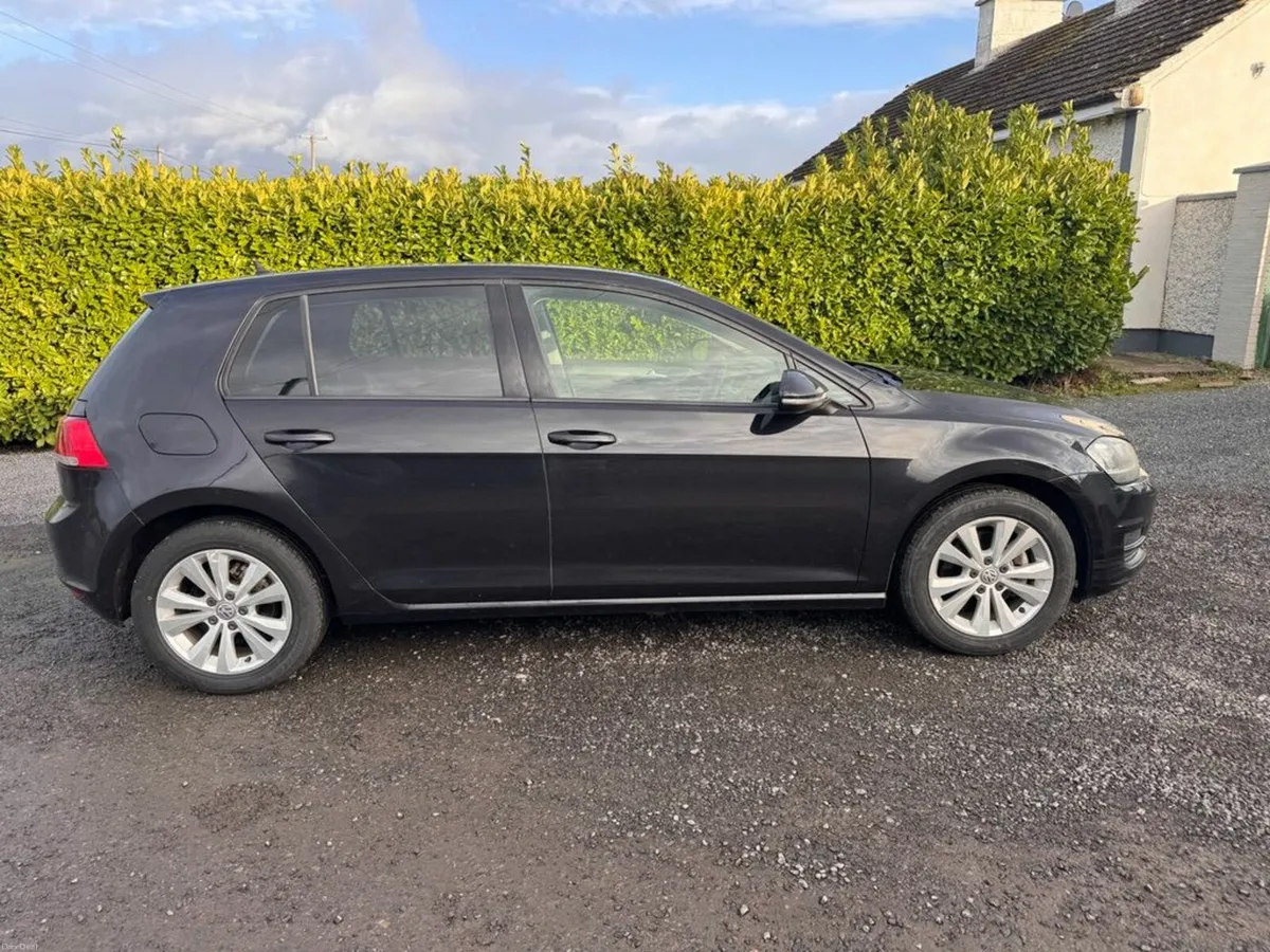 Volkswagen Golf 2014 - Image 2