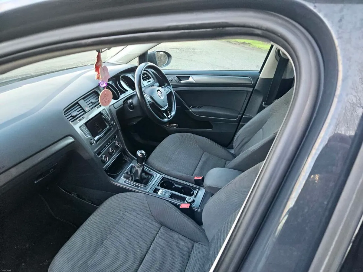 2013 VOLKSWAGEN GOLF 1.6L DIESEL - Image 4