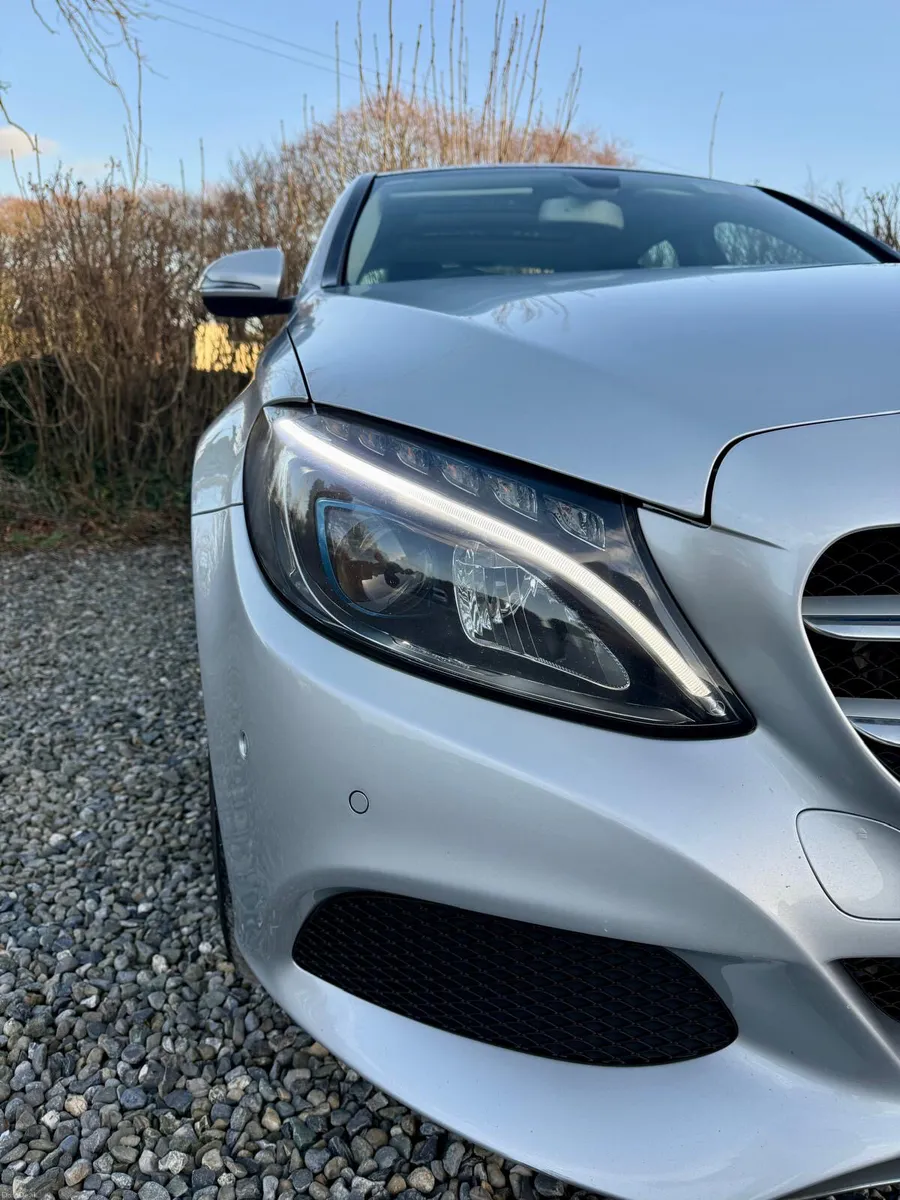 2017 Mercedes C350e Hybrid Automatic 279 bhp - Image 4