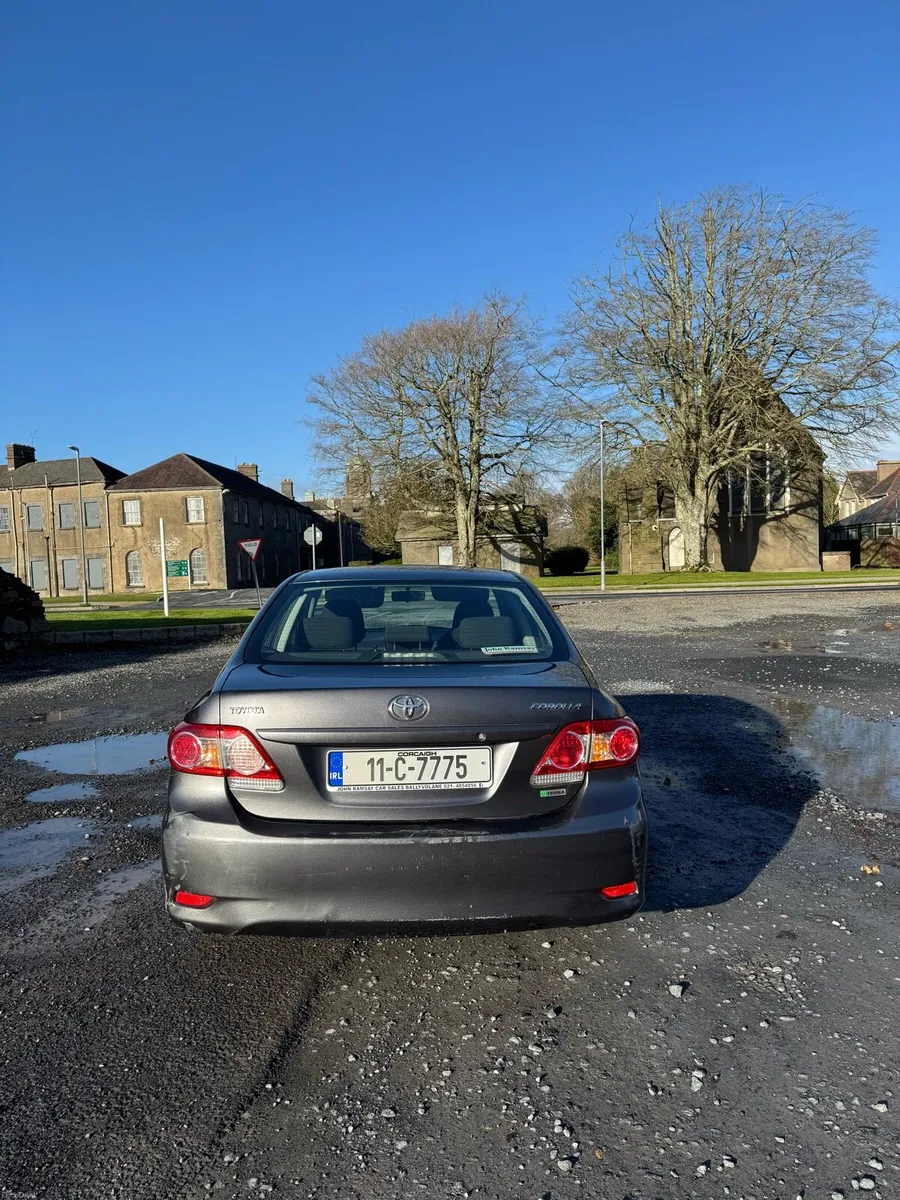 Toyota Corolla 2011 1.4 diesel - Image 4