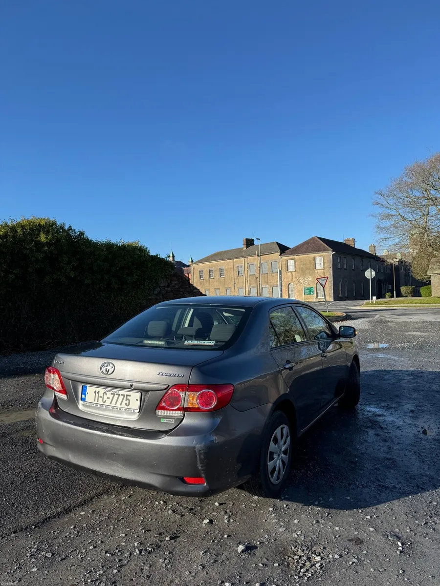 Toyota Corolla 2011 1.4 diesel - Image 3