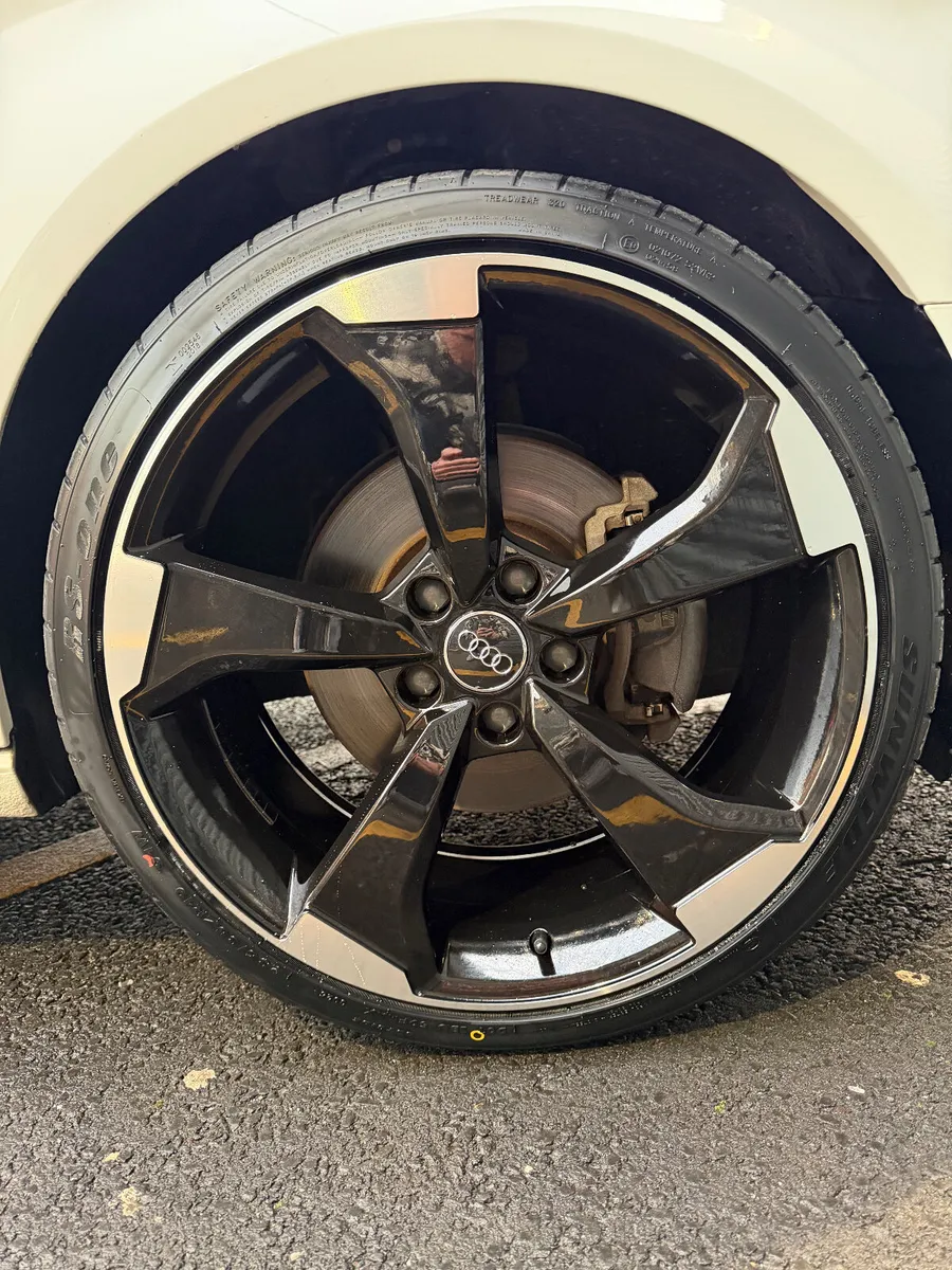 Audi A3 2.0 TFSI SPORT QUATTRO - Image 5