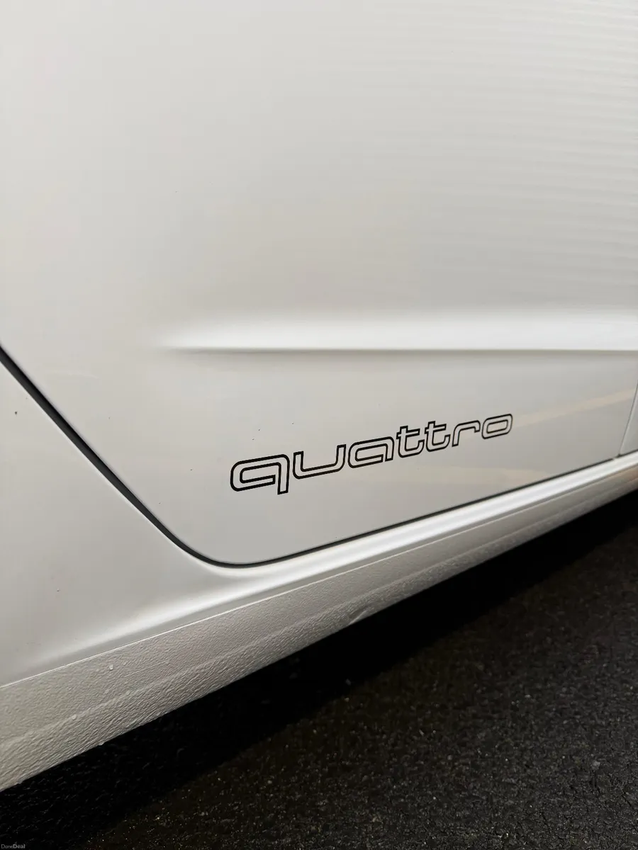 Audi A3 2.0 TFSI SPORT QUATTRO - Image 4