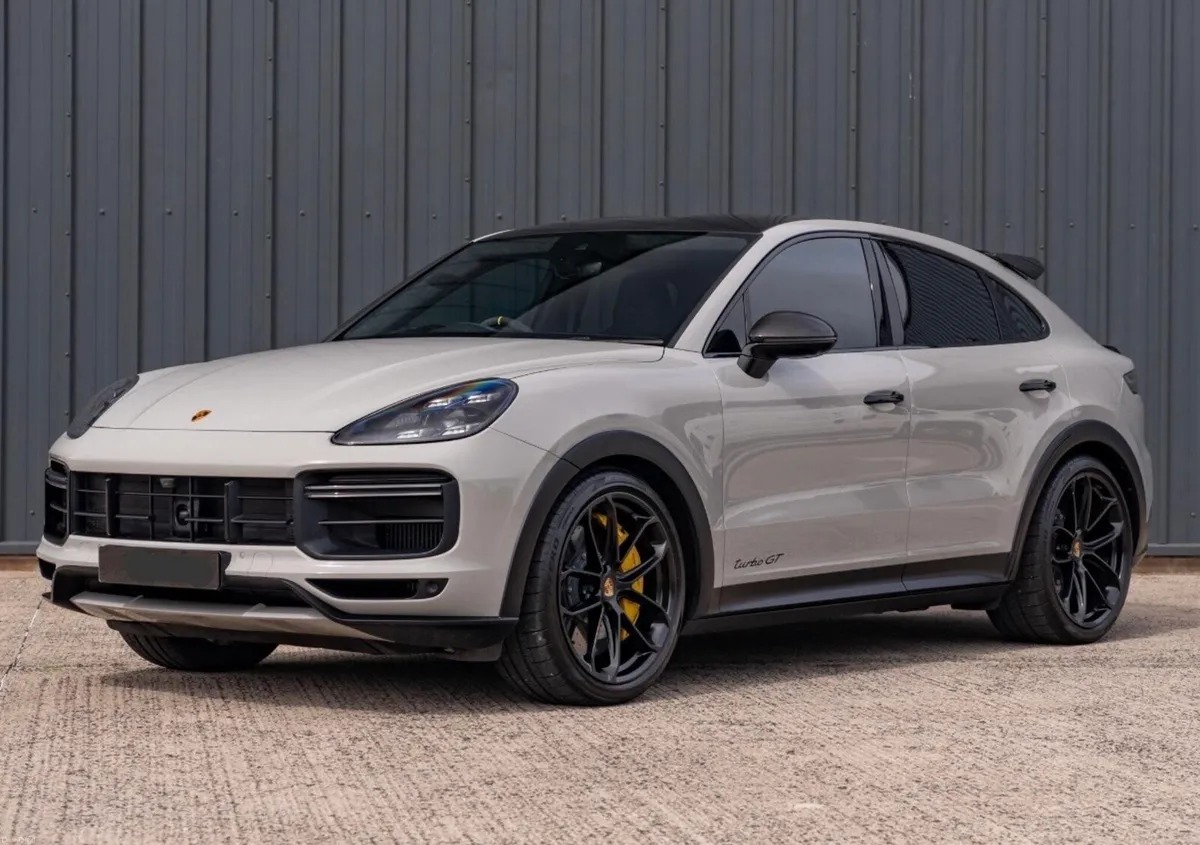 2022 Porsche Cayenne Turbo GT finished in Crayon - Image 4