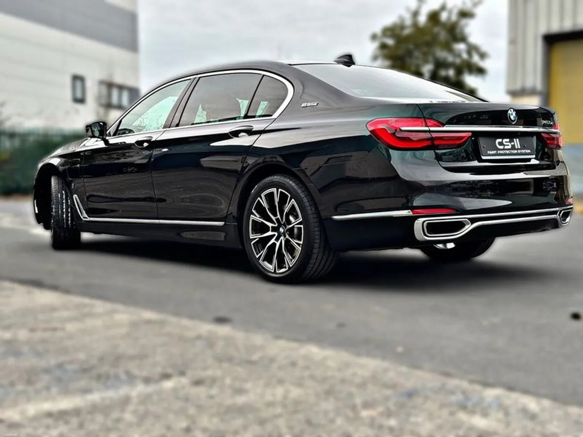 2019 BMW 7 Series 740 LE G12 Xdrive Exclusive - Image 4