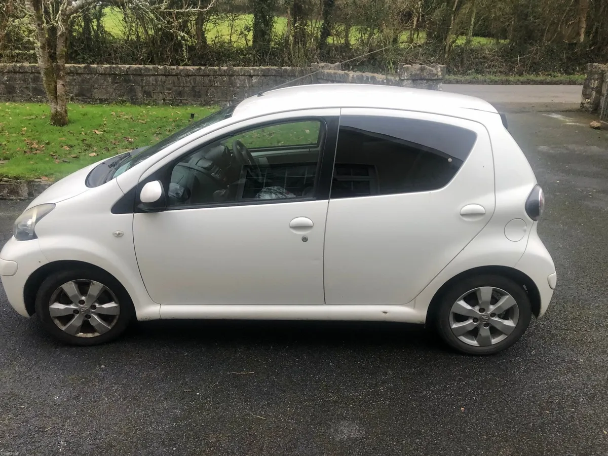 Toyota Aygo 2011 - Image 3
