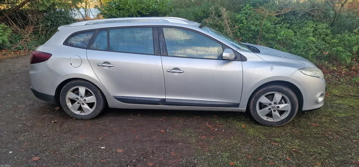Renault Megane 2010 - Image 2