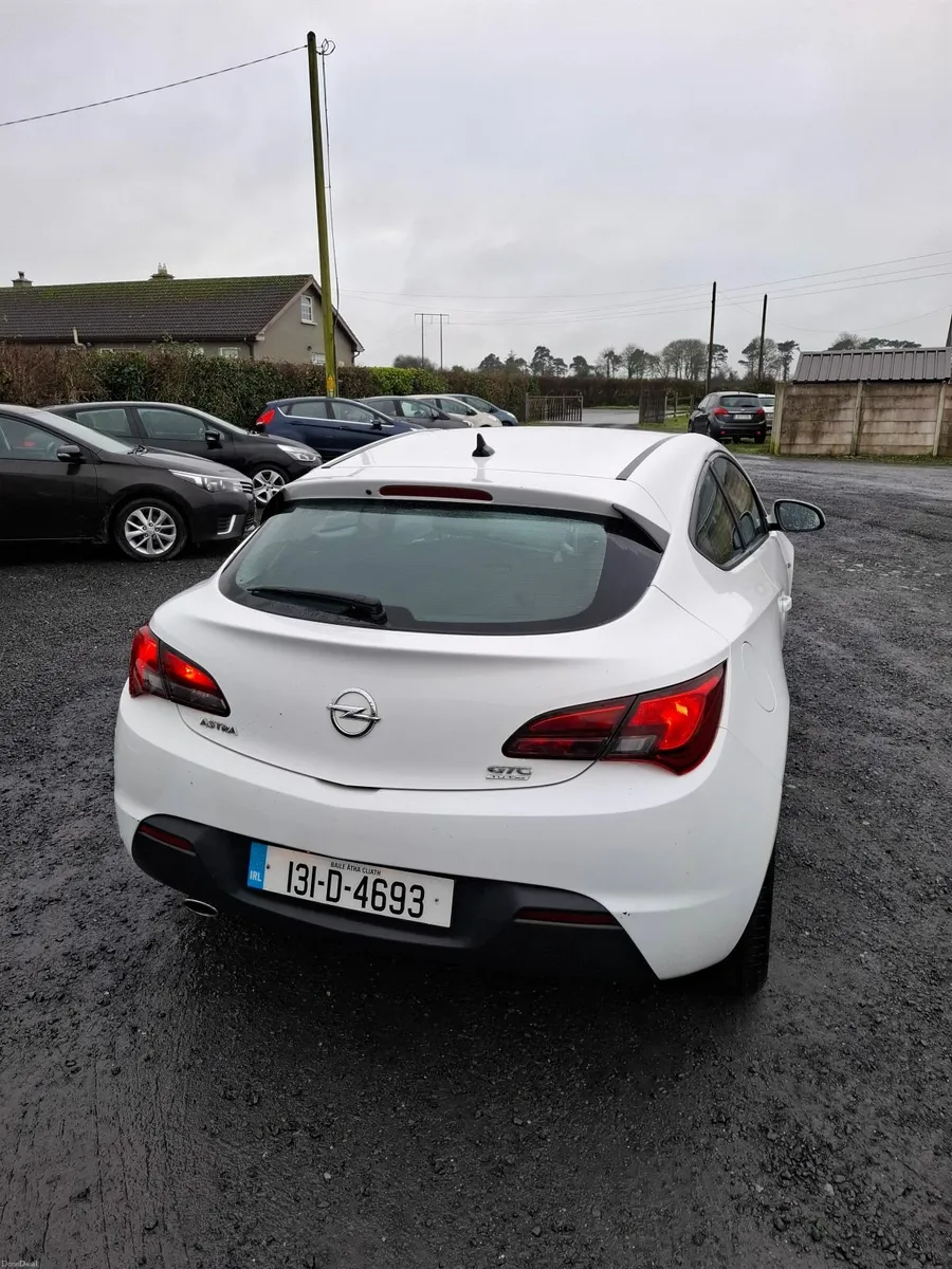 131 Opel Astra 1.4 GTC..low miles and nct - Image 3