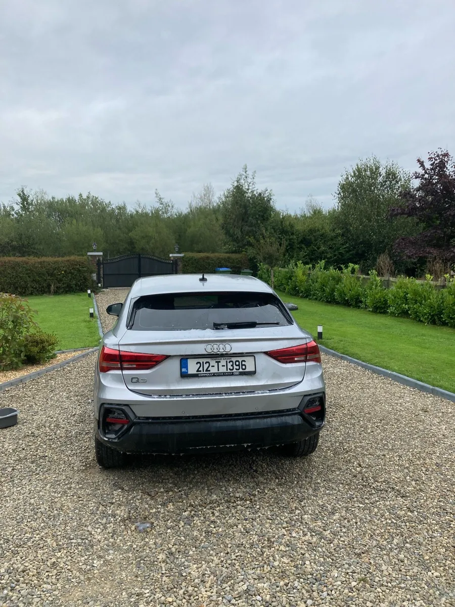 Audi Q3 - Image 2