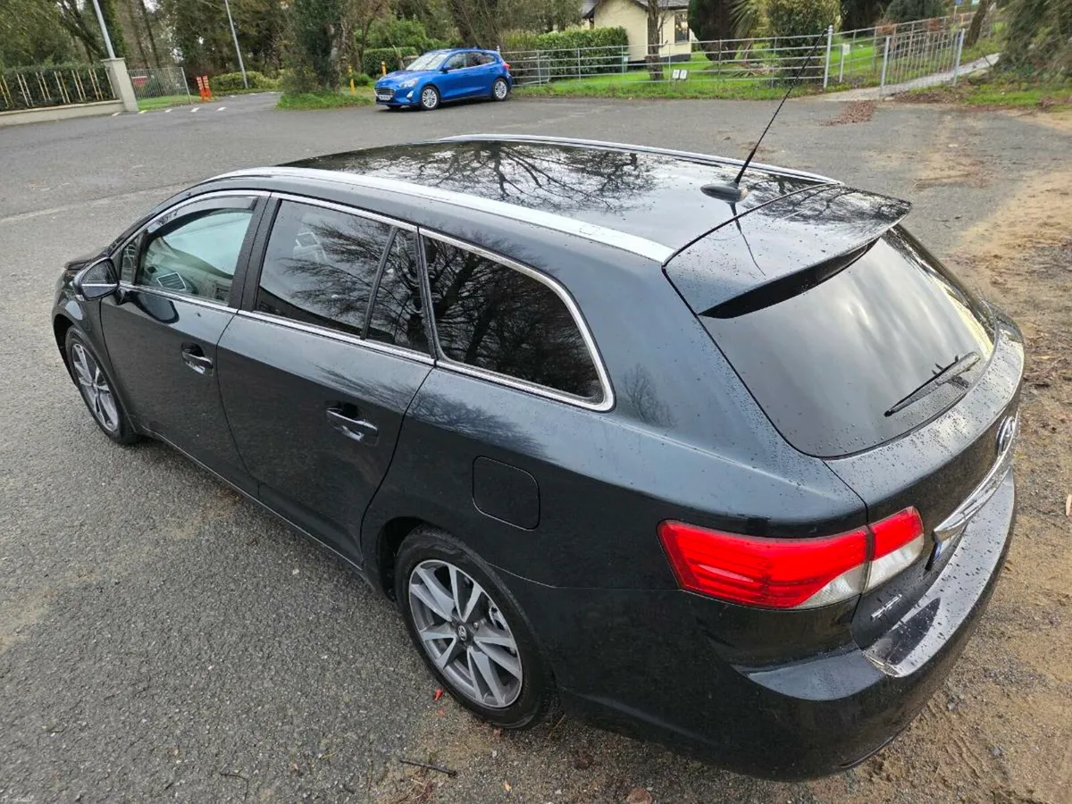 14 Avensis Estate. 1 Yr NCT - Image 2