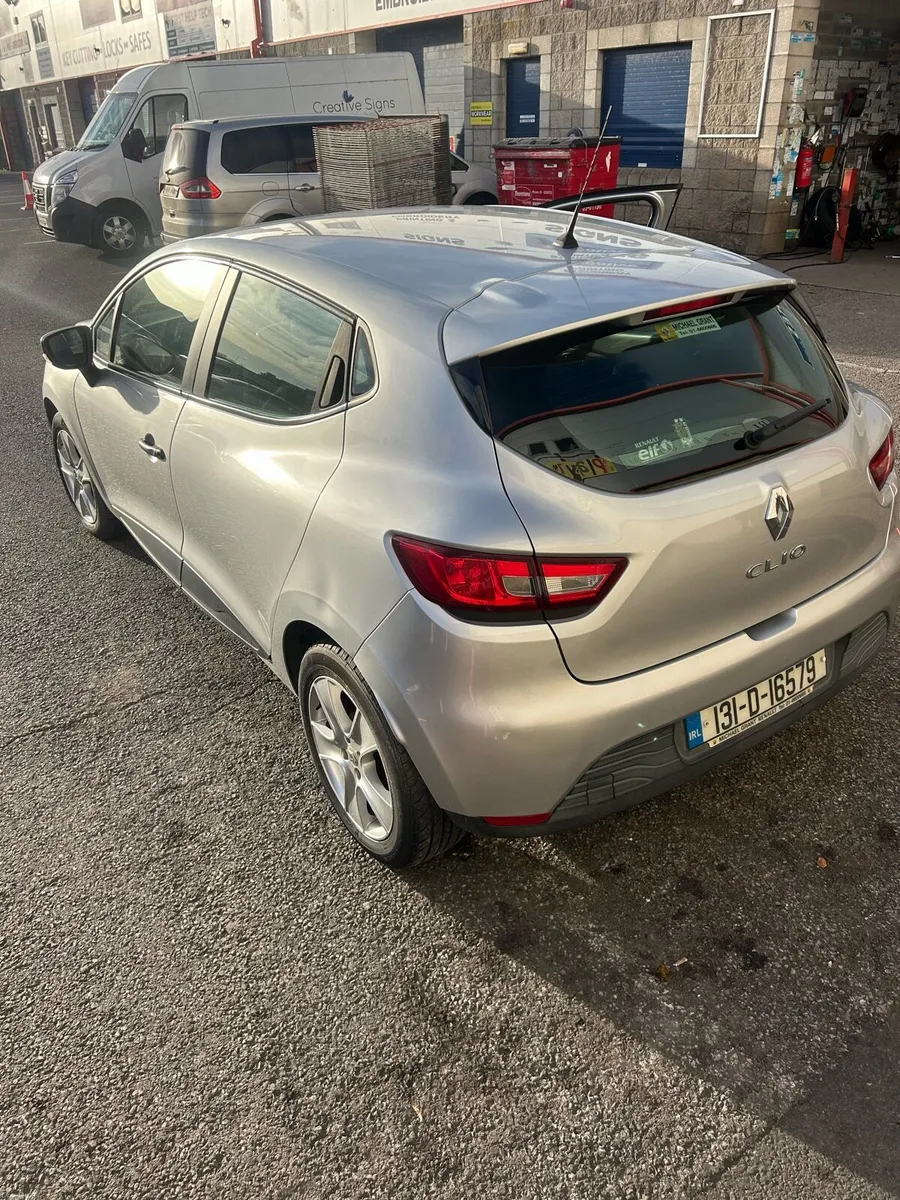 2013 1.2L Renault Clio Expression - Image 4