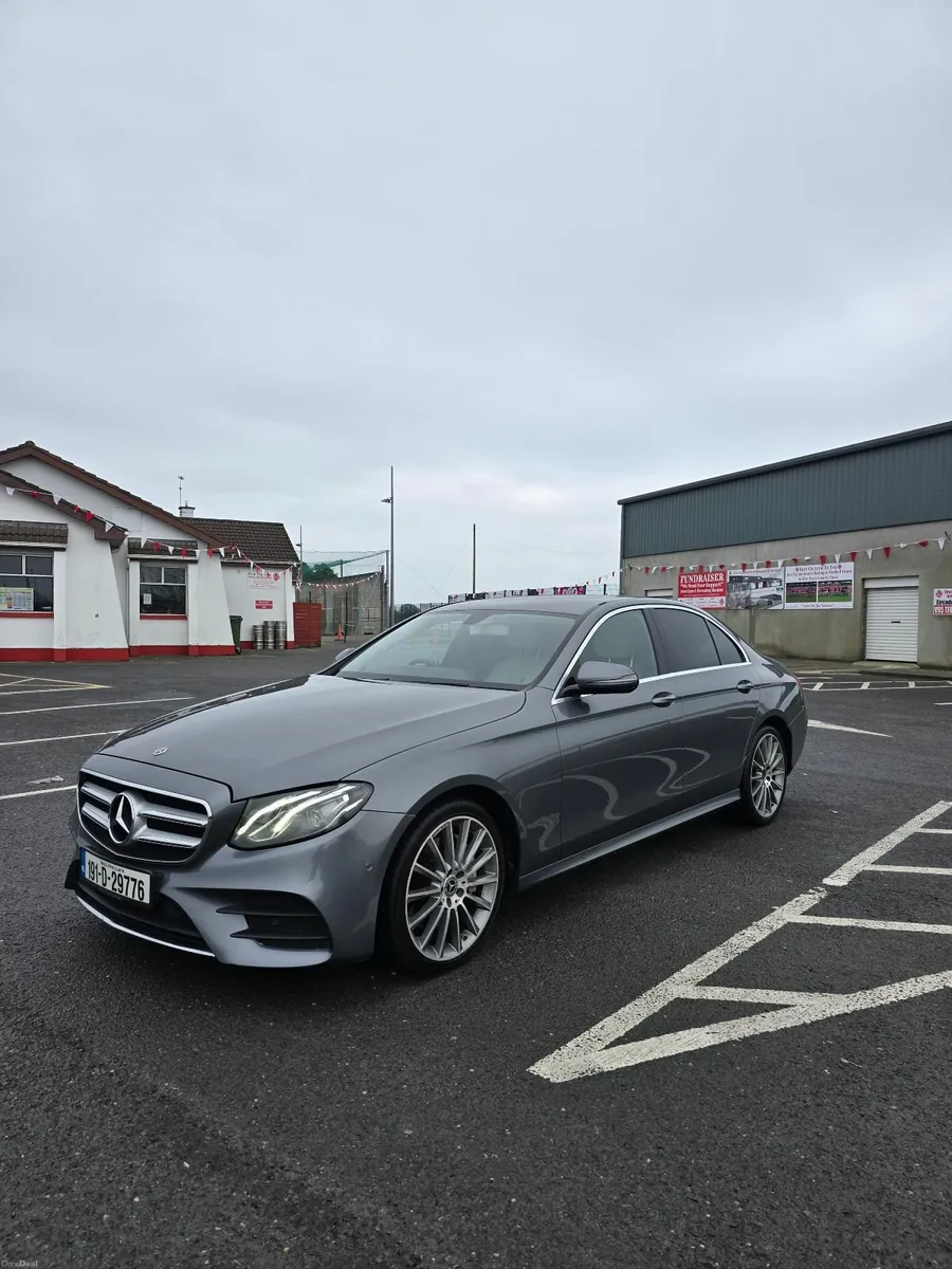 Mercedes-Benz E-Class 2019 - Image 2