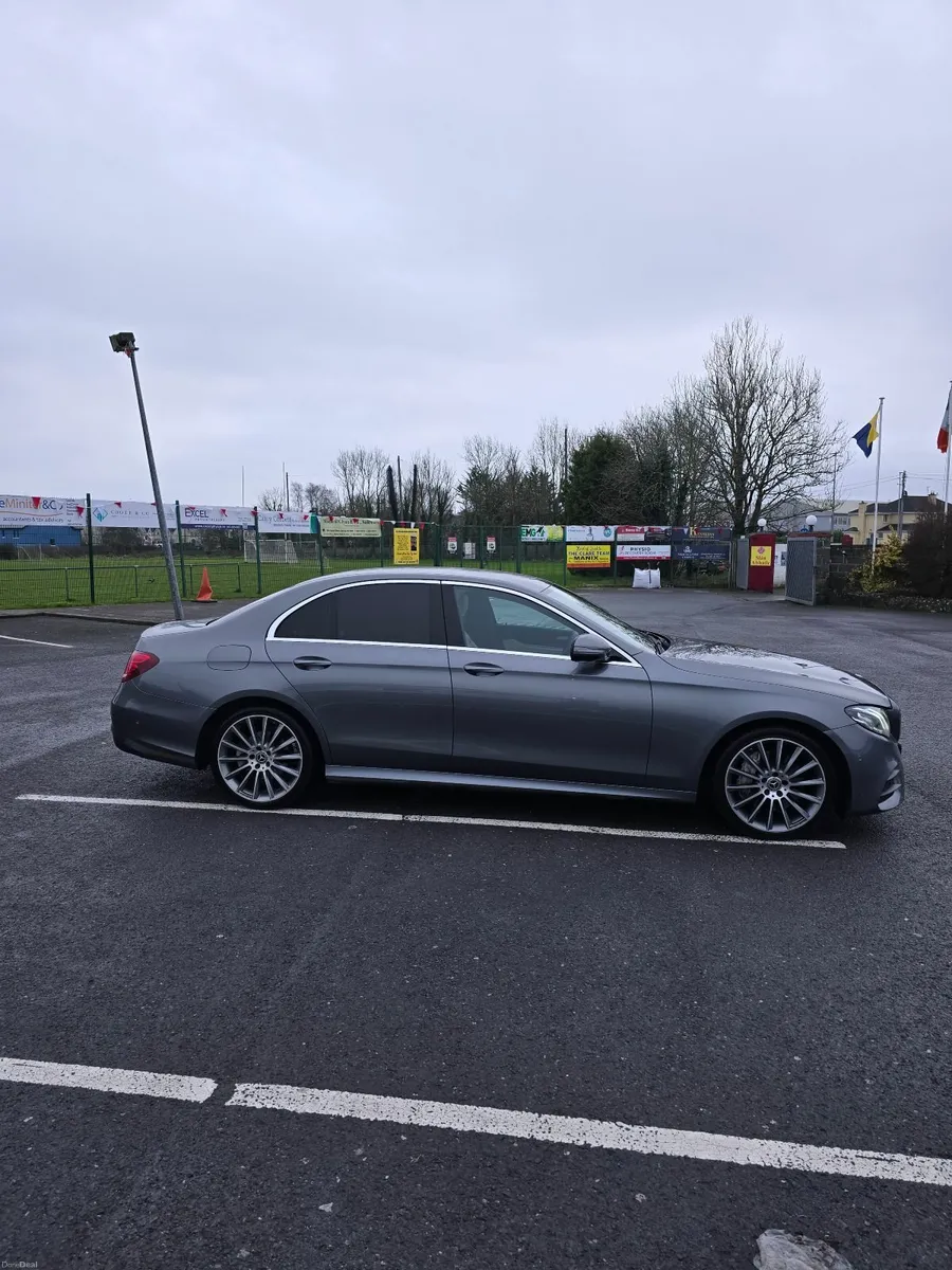 Mercedes-Benz E-Class 2019 - Image 1
