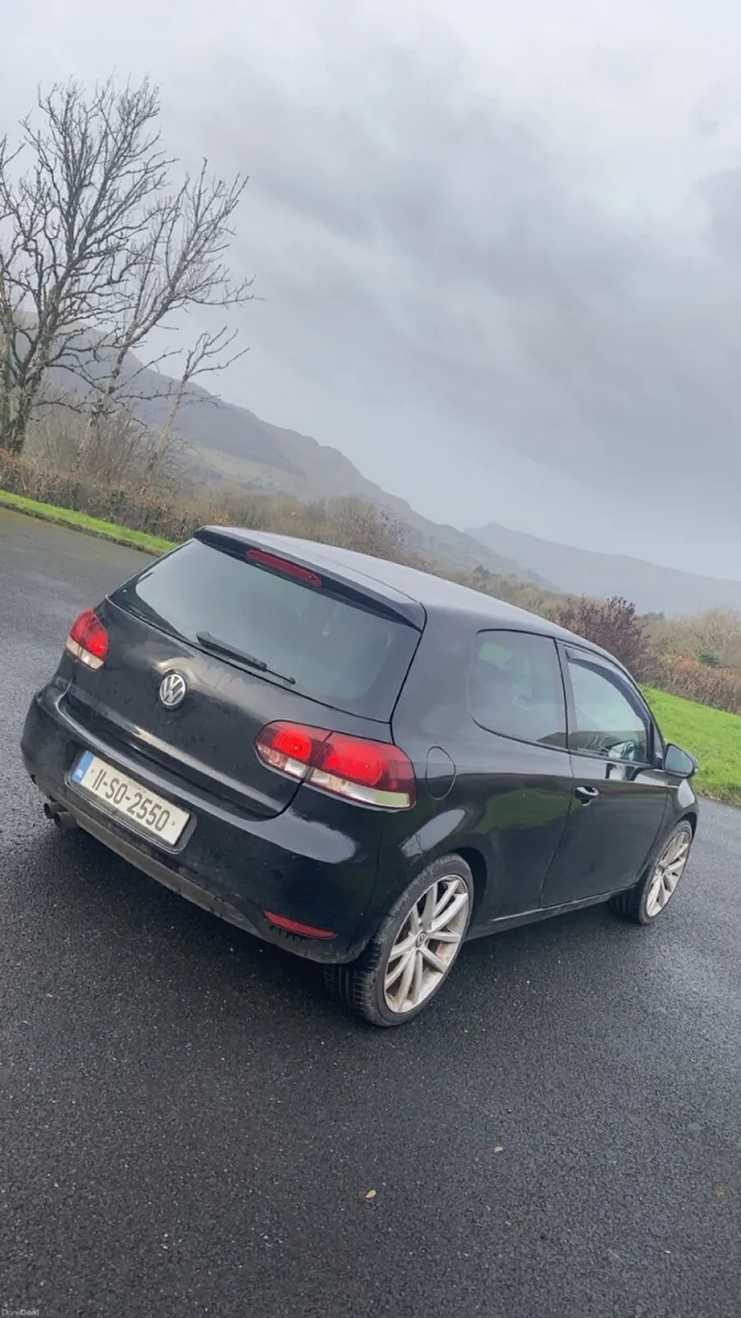 Volkswagen Golf 2011 - Image 4