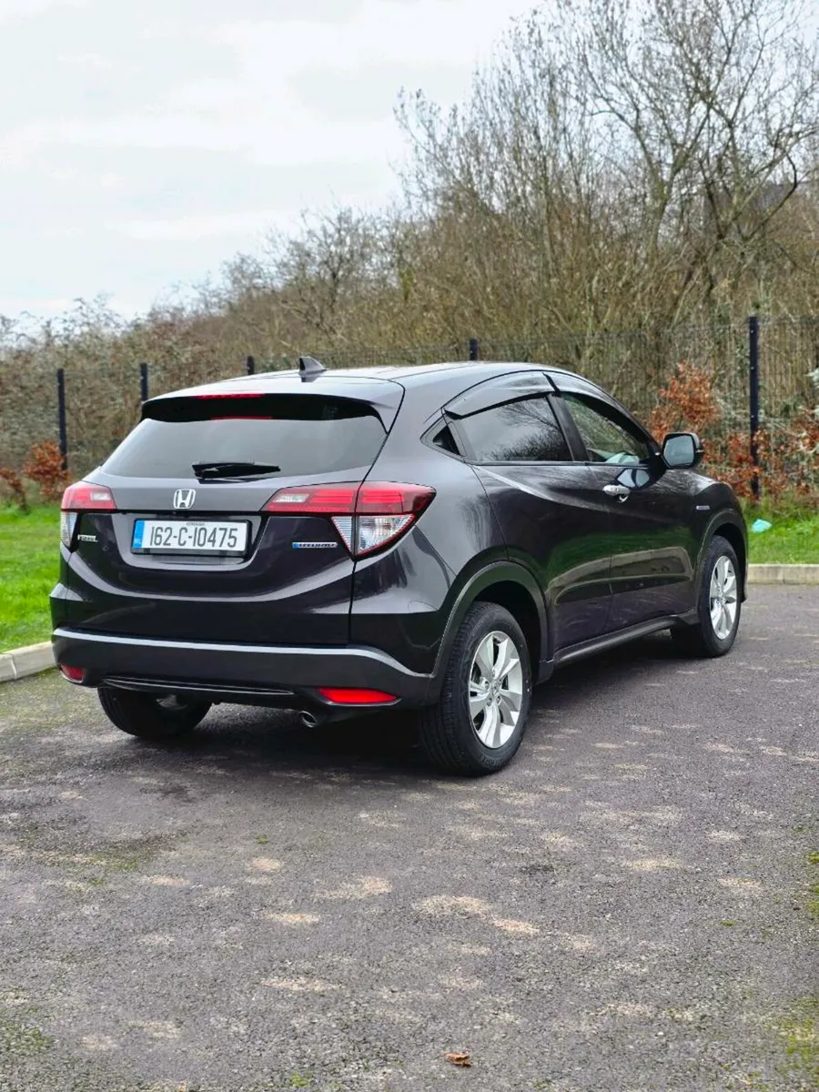 162 Honda Vezel - Image 3