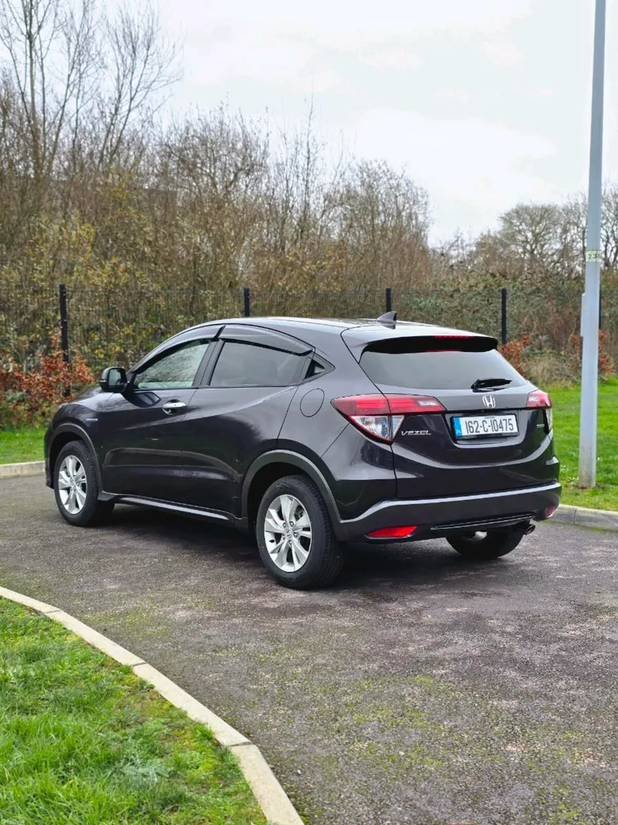 162 Honda Vezel - Image 4