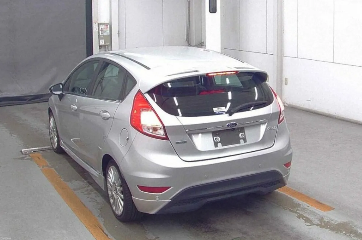 2016 Ford Fiesta Automatic!  Deposit Taken - Image 2