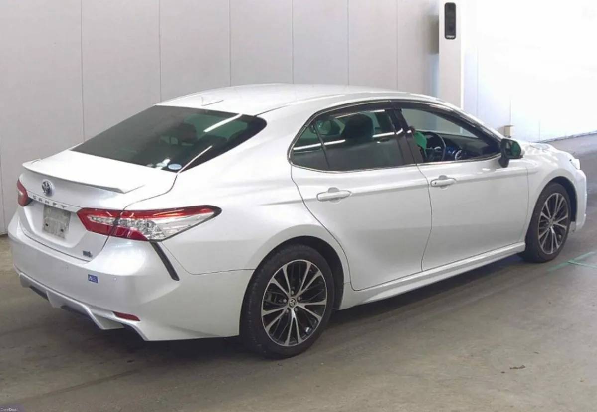 2020 Toyota Camry WS Hybrid - Image 4