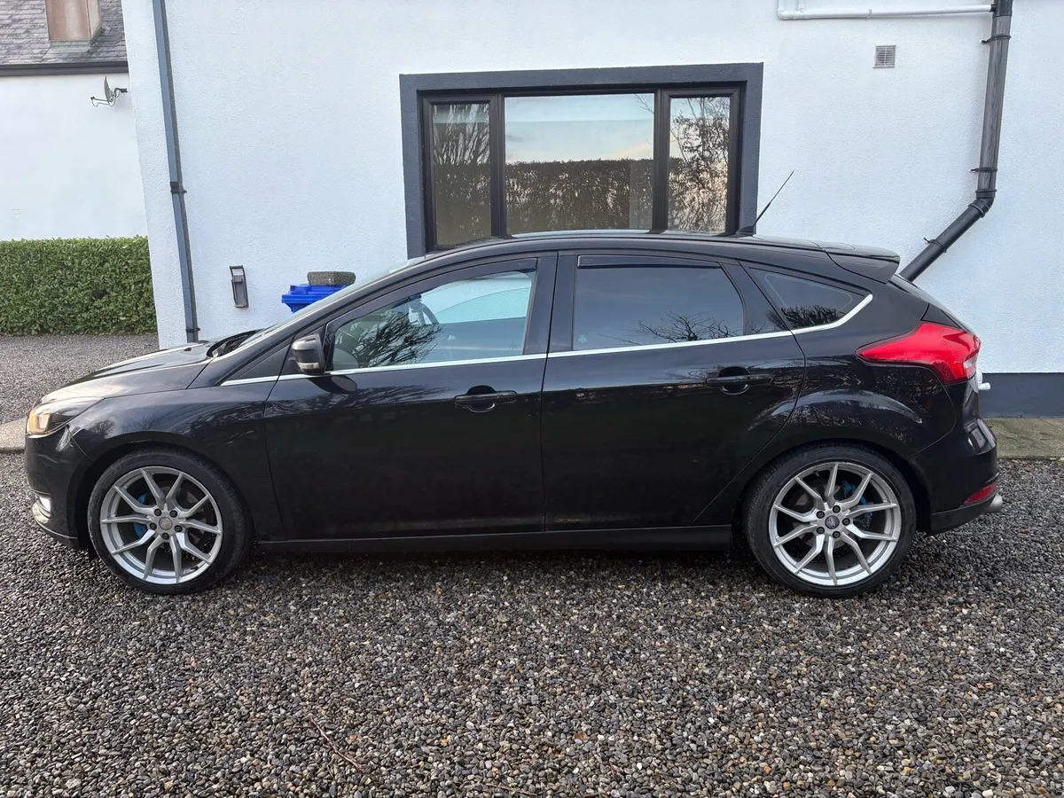 Ford Focus Auto - Image 4