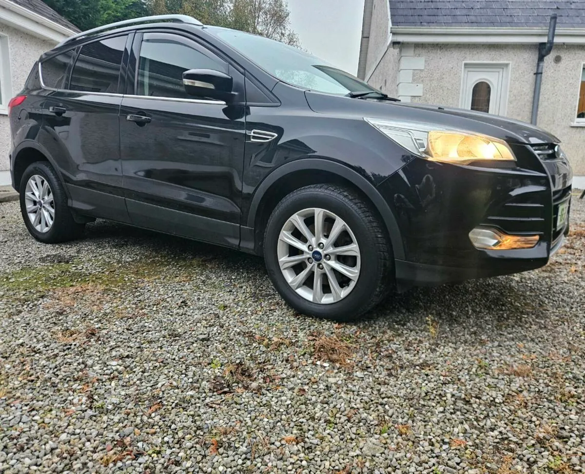 2016 ford Kuga [new test 03/2027] - Image 1