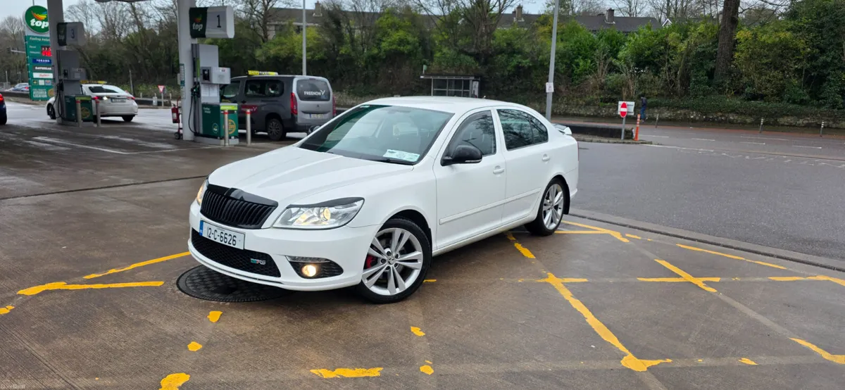 Skoda Octavia VRS Half Leather - Image 1