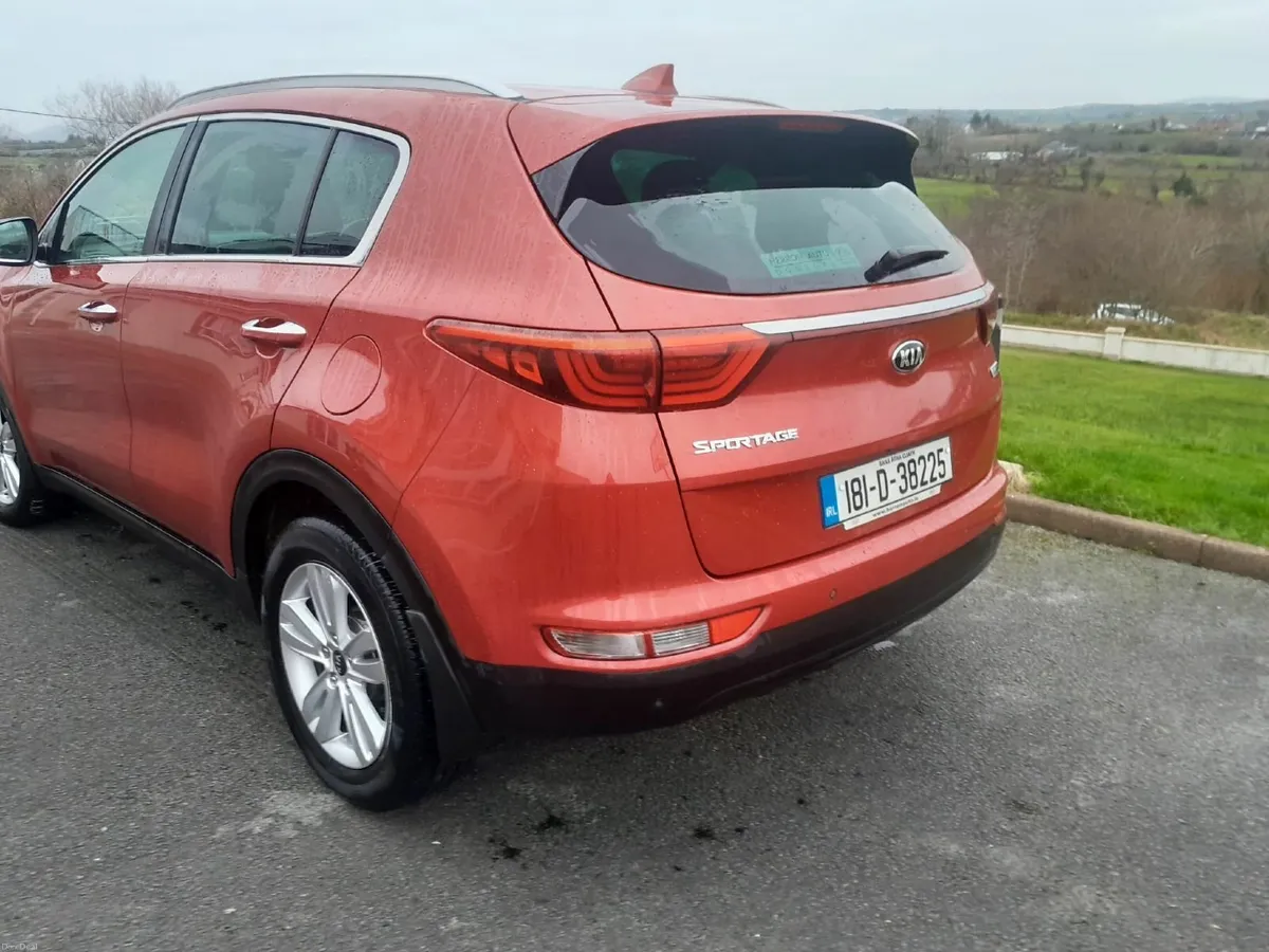 Kia Sportage 2018 High Spec Platinum Model - Image 4